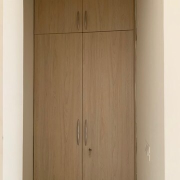 Building Lobby in 3 BHK Apartment at Emaar Emerald Estate, Sector 65 – for Rent