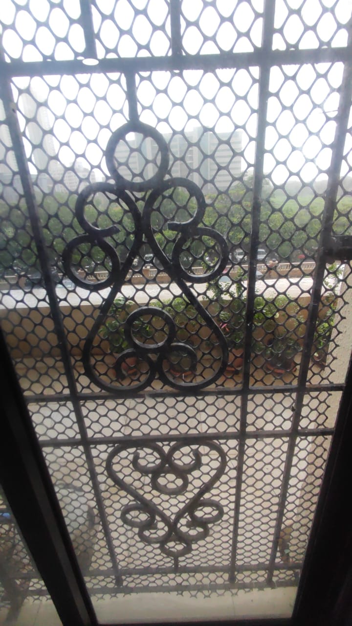 Rental 3 Bedroom 1250 Sq.Ft. Apartment in Whispering Heights, Malad