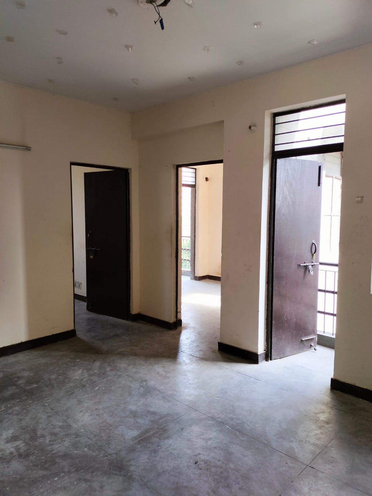 Resale 4 Bedroom 3000 Sq.Ft. Villa in Greno Green Residency, Noida Ext