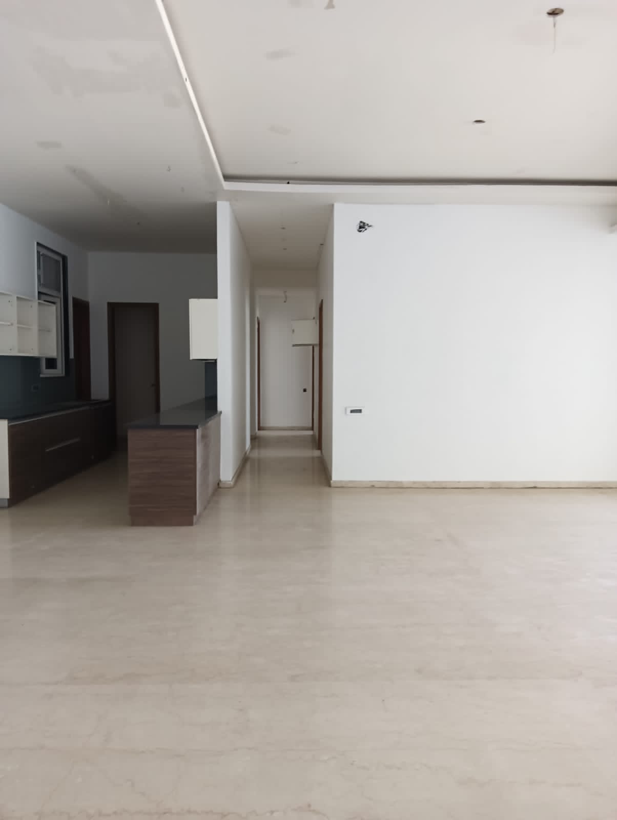 Resale 4 Bedroom 3918 Sq.Ft. Apartment in Omkar Alta Monte, Malad East