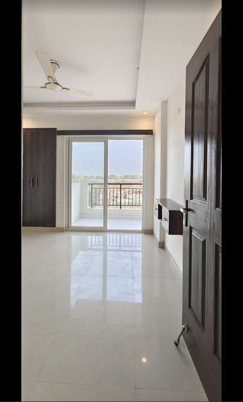 2 BHK Apartment For Resale in Oasis GrandStand Yex Sector 22d Greater Noida 5668469