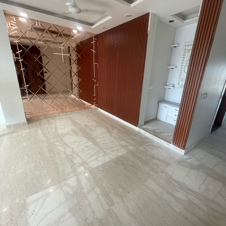 3.5 Bedroom 1600 Sq.Ft. Builder Floor in Sector 7 Gurgaon