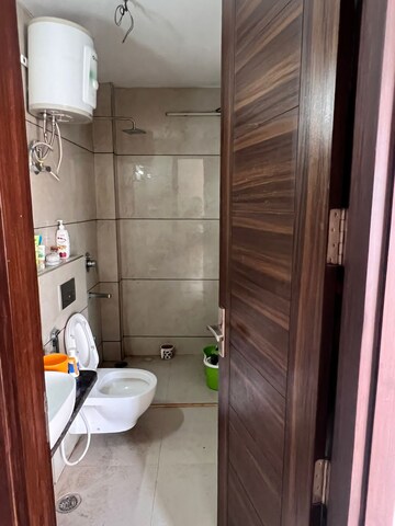Bathroom in 3 BHK Builder Floor at Janakpuri – for Rent