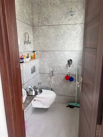 Bathroom in 3 BHK Builder Floor at Janakpuri – for Rent