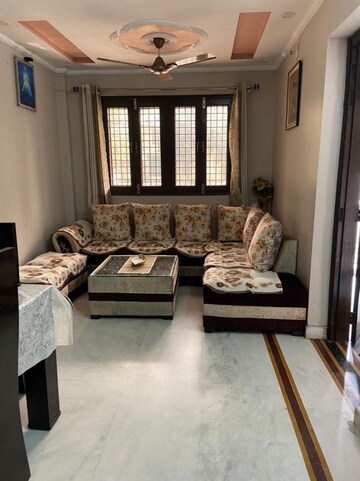 2 BHK Builder Floor For Rent in Janakpuri