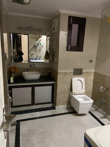 Attached Bathroom in 2 BHK Builder Floor at Janakpuri – for Rent