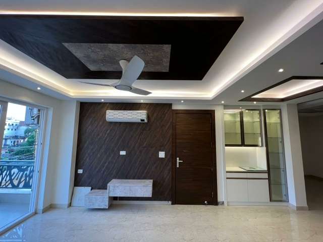 4 Bedroom 360 Sq.Yd. Builder Floor in Sector 52 Gurgaon