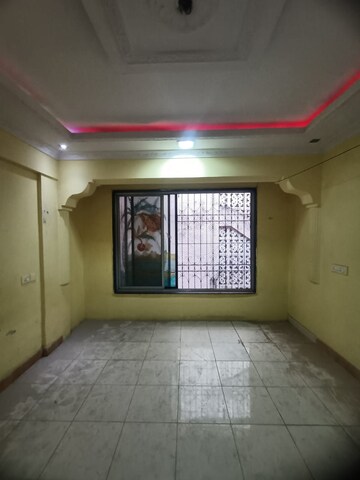 Room in 1 BHK Apartment at Seawoods – for Rent