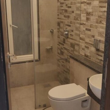 Bathroom in 3 BHK Apartment at Salisbury Park – for Sale