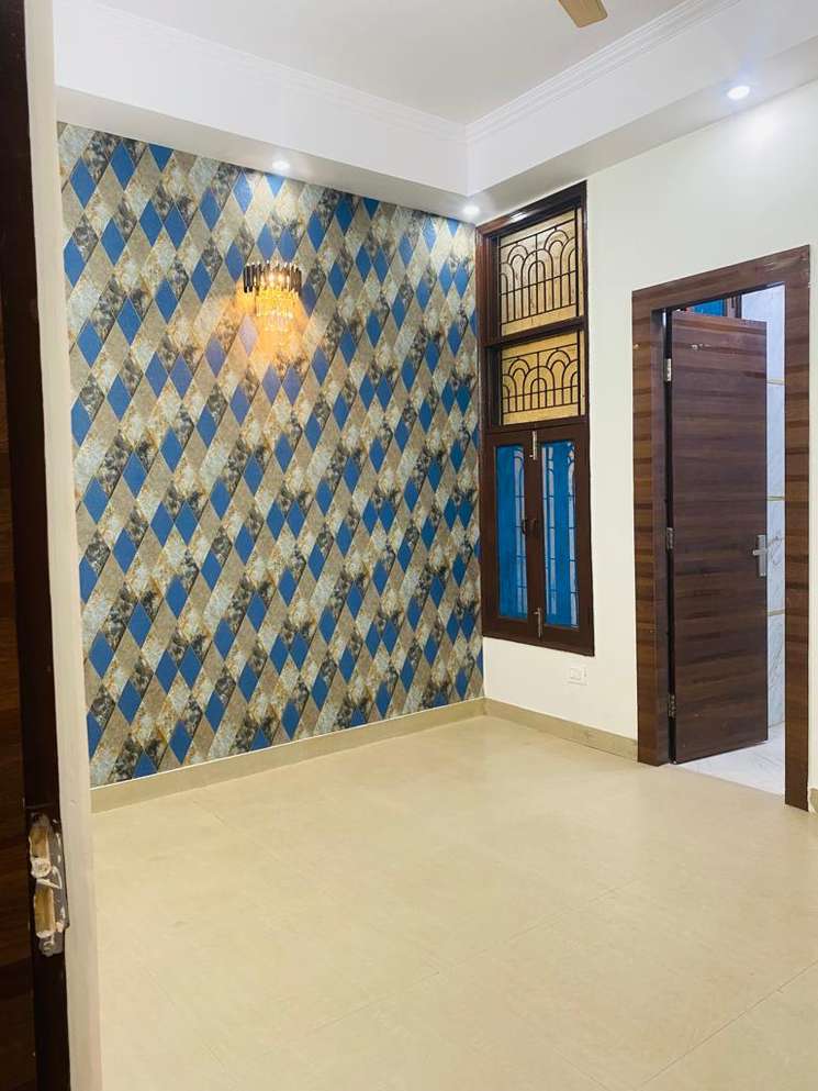 6+ Bedroom 123 Sq.Yd. Independent House in Vasundhara Sector 11 Ghaziabad