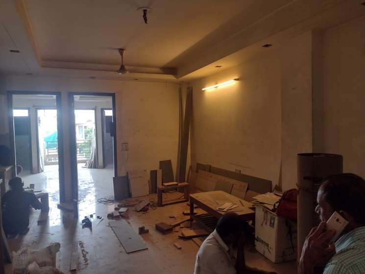 3 Bedroom 125 Sq.Yd. Builder Floor in East Of Kailash Delhi