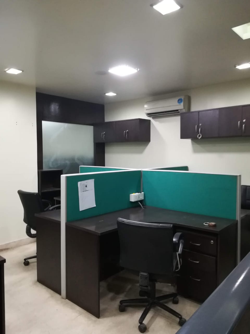 Rental Commercial Office Space 1000 Sq.Ft. in Minto Park Kolkata 5682793