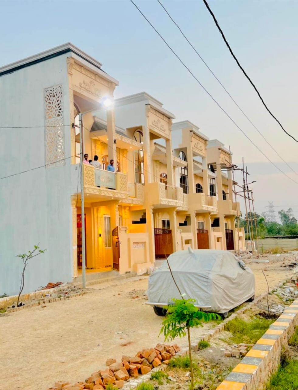 Resale 3 Bedroom 1550 Sq.Ft. Independent House in Indira Nagar Lucknow