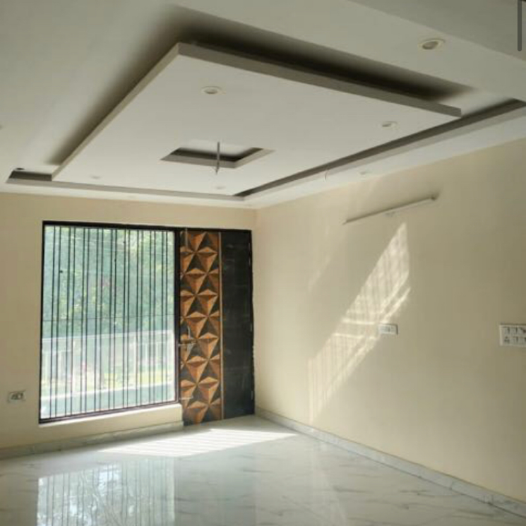3 Bedroom 250 Sq.Yd. Builder Floor in Sector 51 Gurgaon