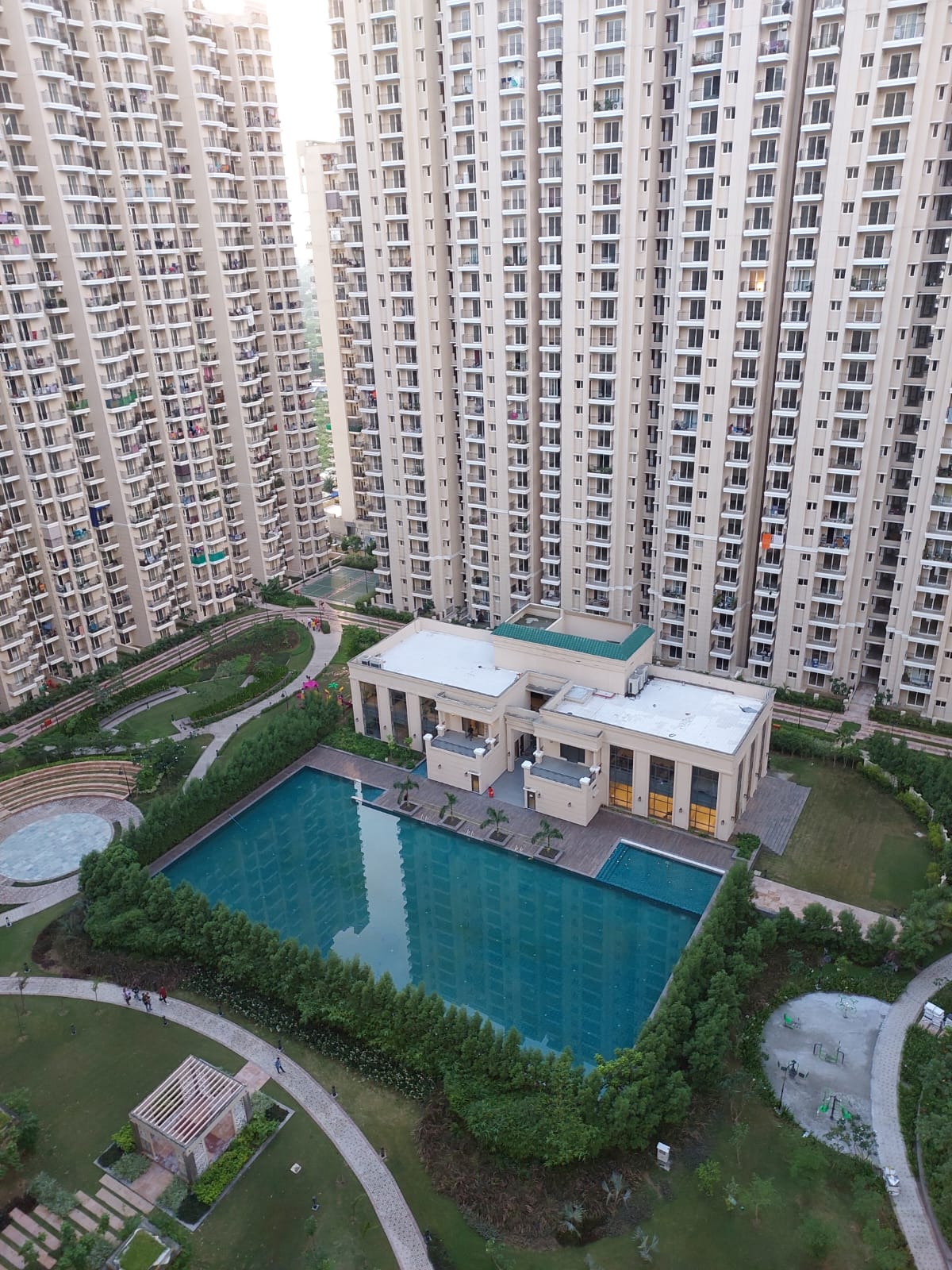 Rental 3 Bedroom 1385 Sq.Ft. Apartment in ATS Happy Trails, Noida Ext