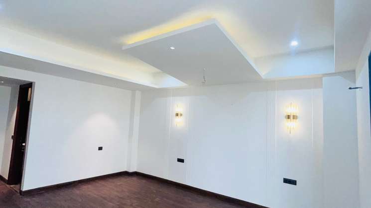 4 Bedroom 800 Sq.Yd. Builder Floor in Safdarjung Development Area Delhi