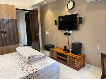 Living Room in 3.5 BHK Villa at Vatika Signature Villas, Sector 82 – for Sale