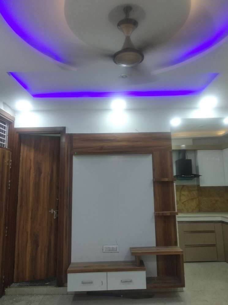 2.5 Bedroom 57 Sq.Yd. Builder Floor in Dwarka Mor Delhi
