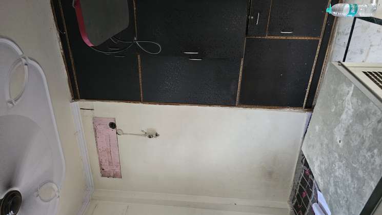 1.5 Bedroom 400 Sq.Ft. Builder Floor in Uttam Nagar Delhi