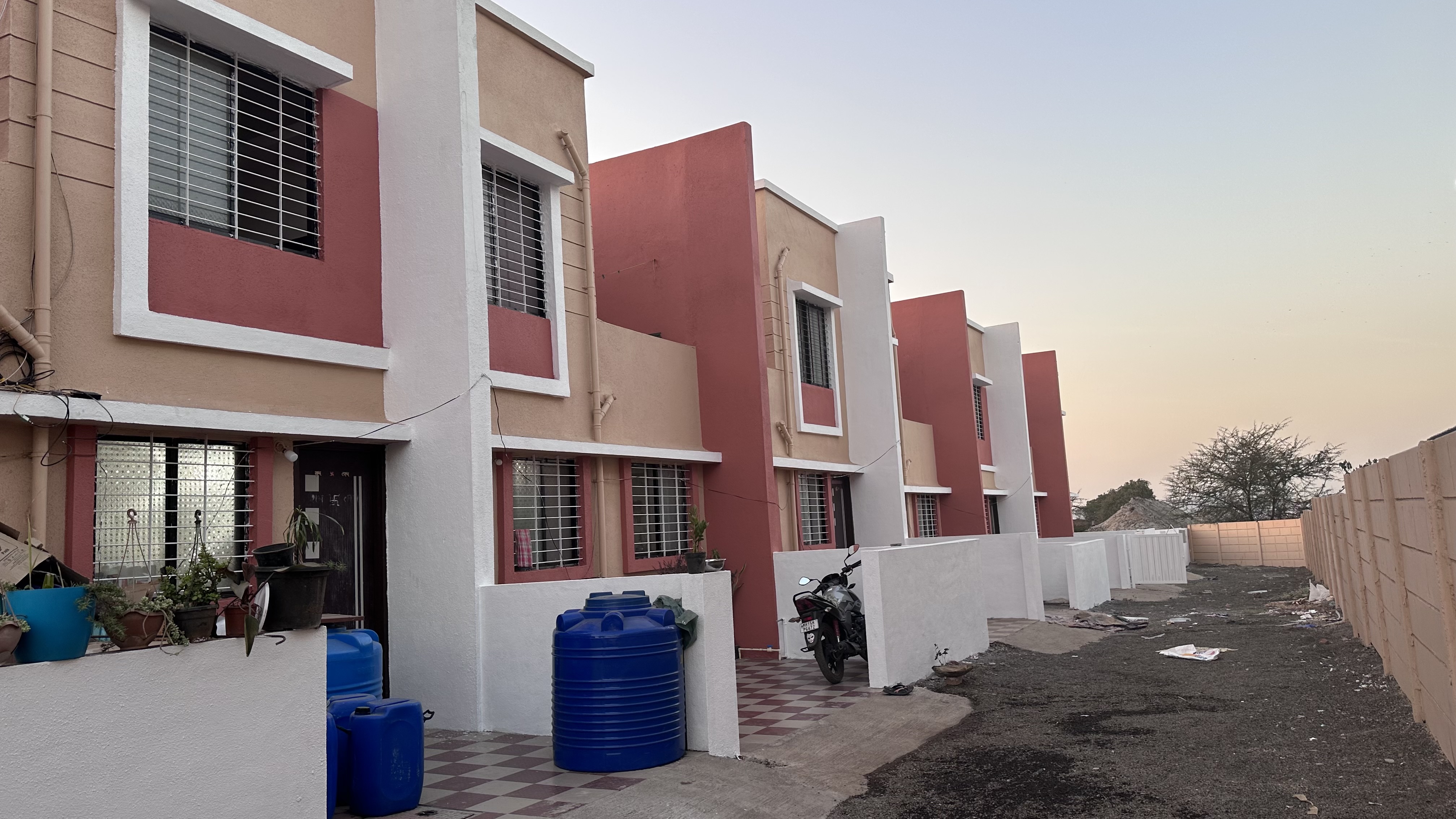 Resale 1 Bedroom 850 Sq.Ft. Villa in NashiKPune Road Nashik 5709079