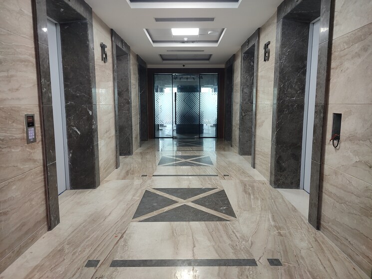undefined, sector 63a Commercial Office Space 1000 Sq.Ft. In Sector 63a Noida 5694629