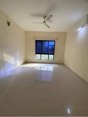 Room in 3 BHK Apartment at Wanowrie – for Sale