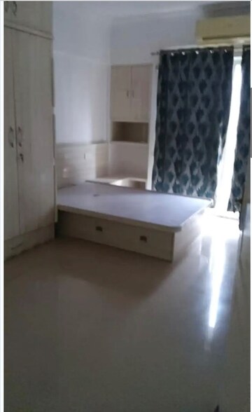 Bedroom in 3 BHK Apartment at Nibm – for Rent