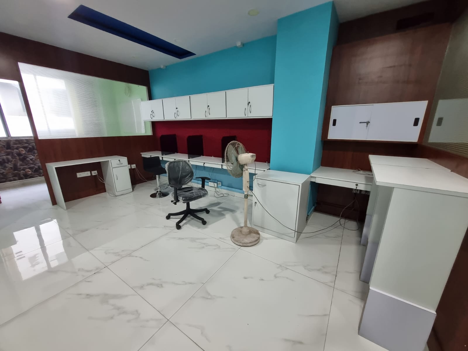 Rental Commercial Office Space 936 Sq.Ft. in Salt Lake Sector V Kolkata