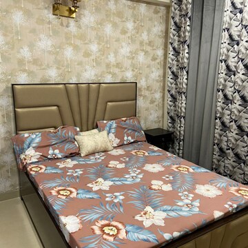 Bedroom in 4 BHK Apartment at Sector 65 – for Sale