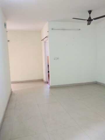 Building Lobby in 2 BHK Apartment at Gomti Nagar – for Rent
