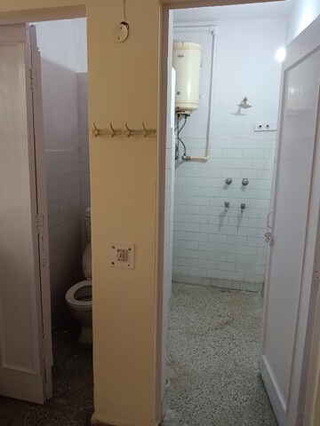 Bathroom in 2 BHK Builder Floor at Lajpat Nagar 4 – for Rent