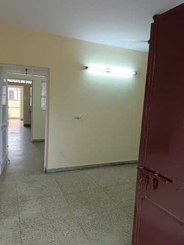 Room in 2 BHK Builder Floor at Lajpat Nagar 4 – for Rent