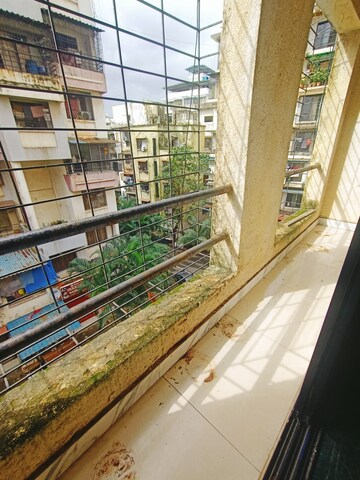 Balcony in 1 BHK Apartment at Seawoods – for Rent