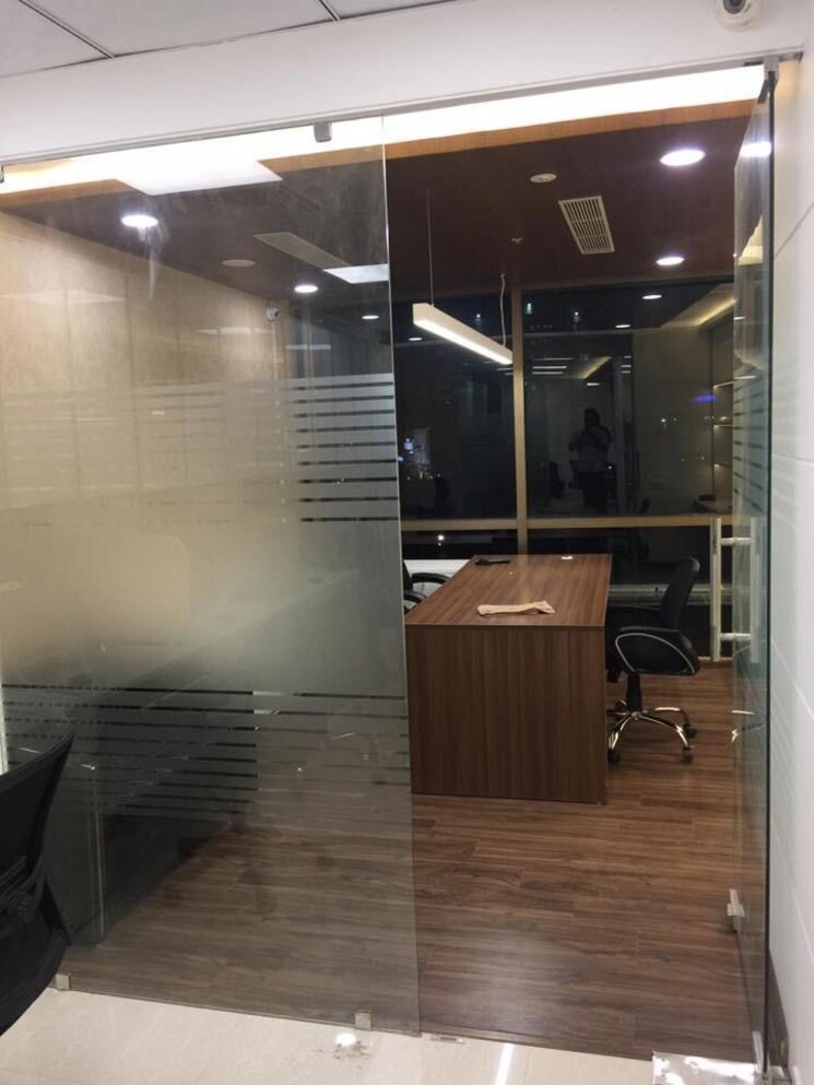 Team Area, netaji subhash place Commercial Office Space 1000 Sq.Ft. In Netaji Subhash Place Delhi 5732119