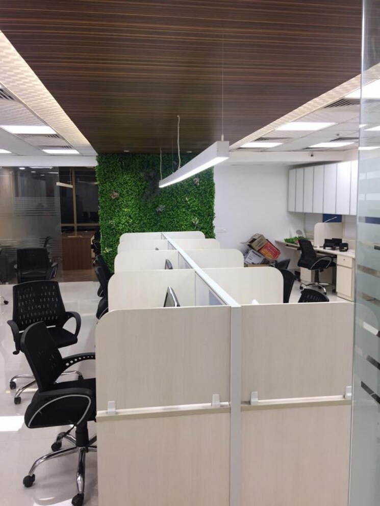 Team Area, netaji subhash place Commercial Office Space 1000 Sq.Ft. In Netaji Subhash Place Delhi 5732119