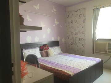 Bedroom in 3 BHK Apartment at Sector 70a – for Rent
