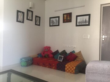 Living Room in 3 BHK Apartment at Sector 70a – for Rent