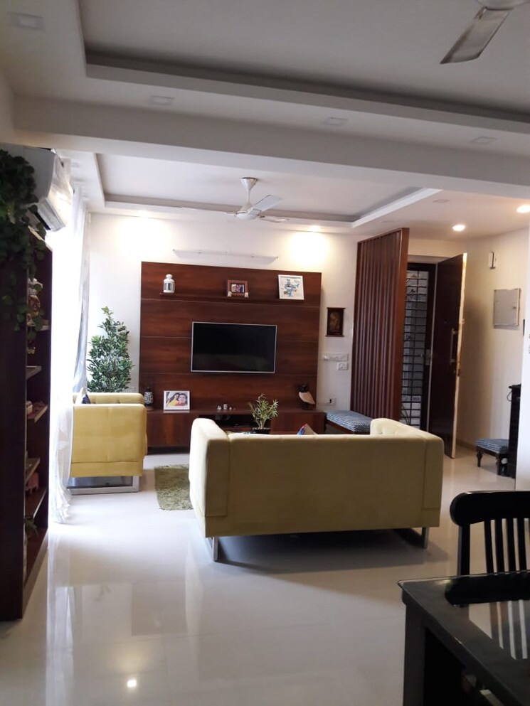Living Room, tulip-violet 3 Bedroom 1578 Sq.Ft. Apartment In Sector 69 Gurgaon 5737945