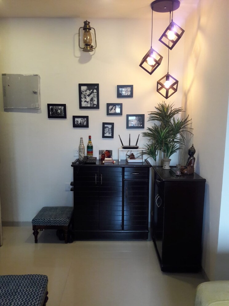 Living Room, tulip-violet 3 Bedroom 1578 Sq.Ft. Apartment In Sector 69 Gurgaon 5737945