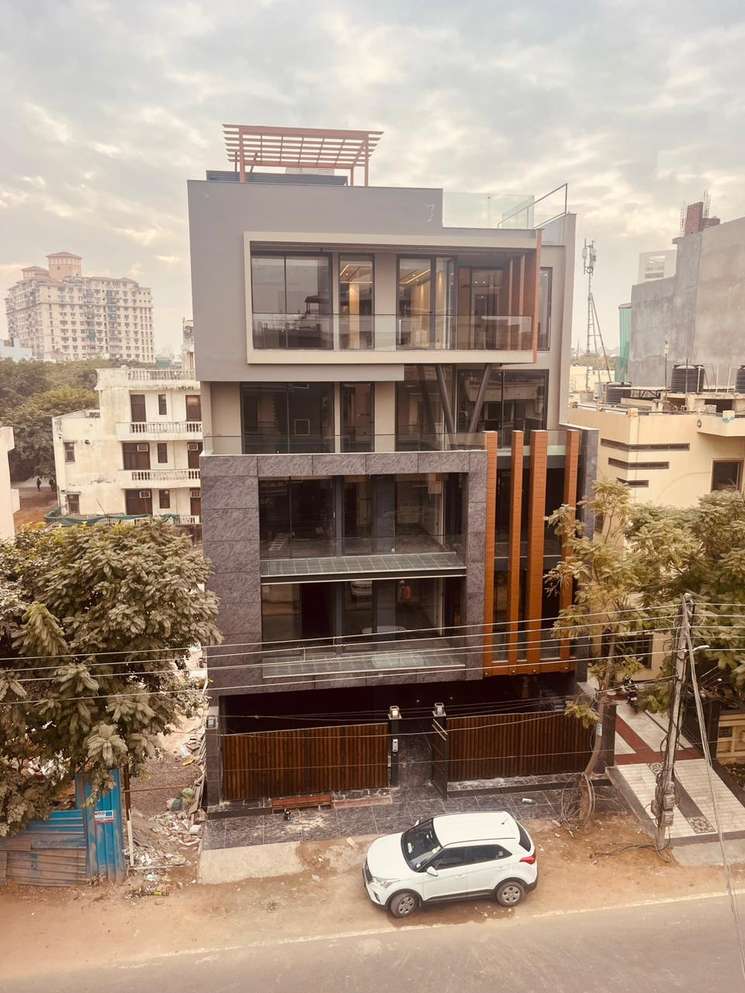 4 Bedroom 3000 Sq.Ft. Builder Floor in Dlf Phase ii Gurgaon