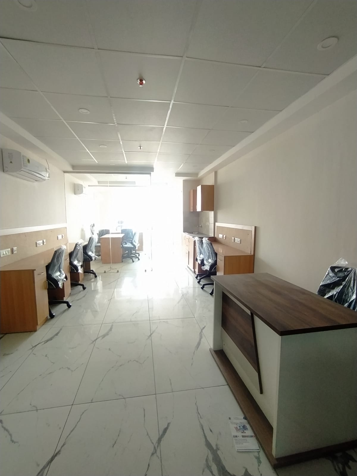 Rental Commercial Office Space 415 Sq.Ft. in Vip Road Zirakpur 5741140