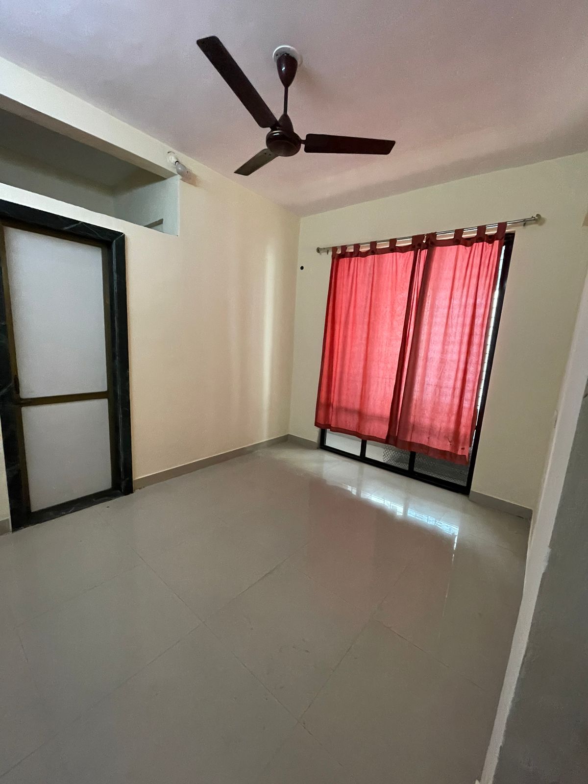 Rental 2 Bedroom 1000 Sq.Ft. Apartment in Siddhi Gayatri Heritage