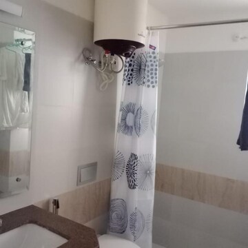Bathroom in 3 BHK Apartment at M3M Ikonic, Sector 68 – for Rent