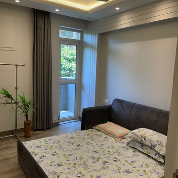 Bedroom in 3 BHK Apartment at Sector 27 – for Rent