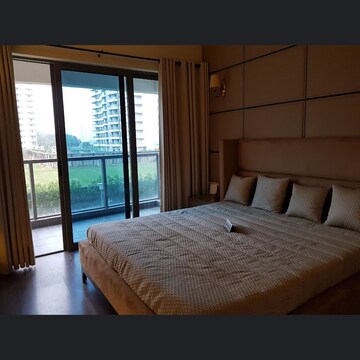 2 BHK Apartment For Sale in Paras Dews, Sector 106