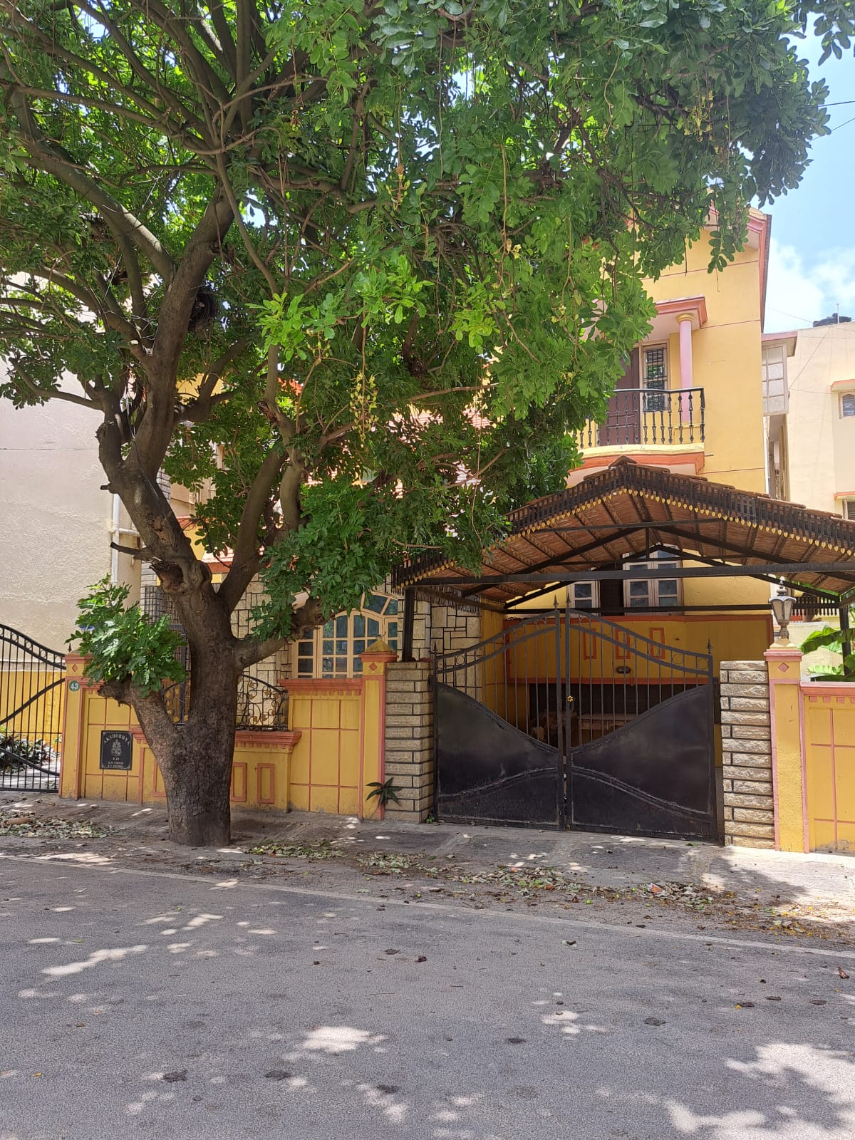 Resale 3 Bedroom 2400 Sq.Ft. Independent House in Ramanashree