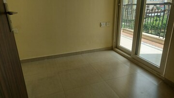 Room in 2.5 BHK Apartment at Sector 75 – for Sale
