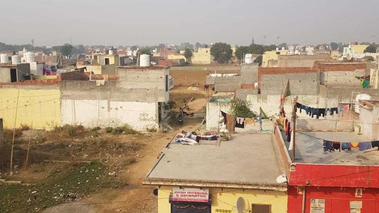 100 Sq.Yd. Plot in Bhopani Village Faridabad