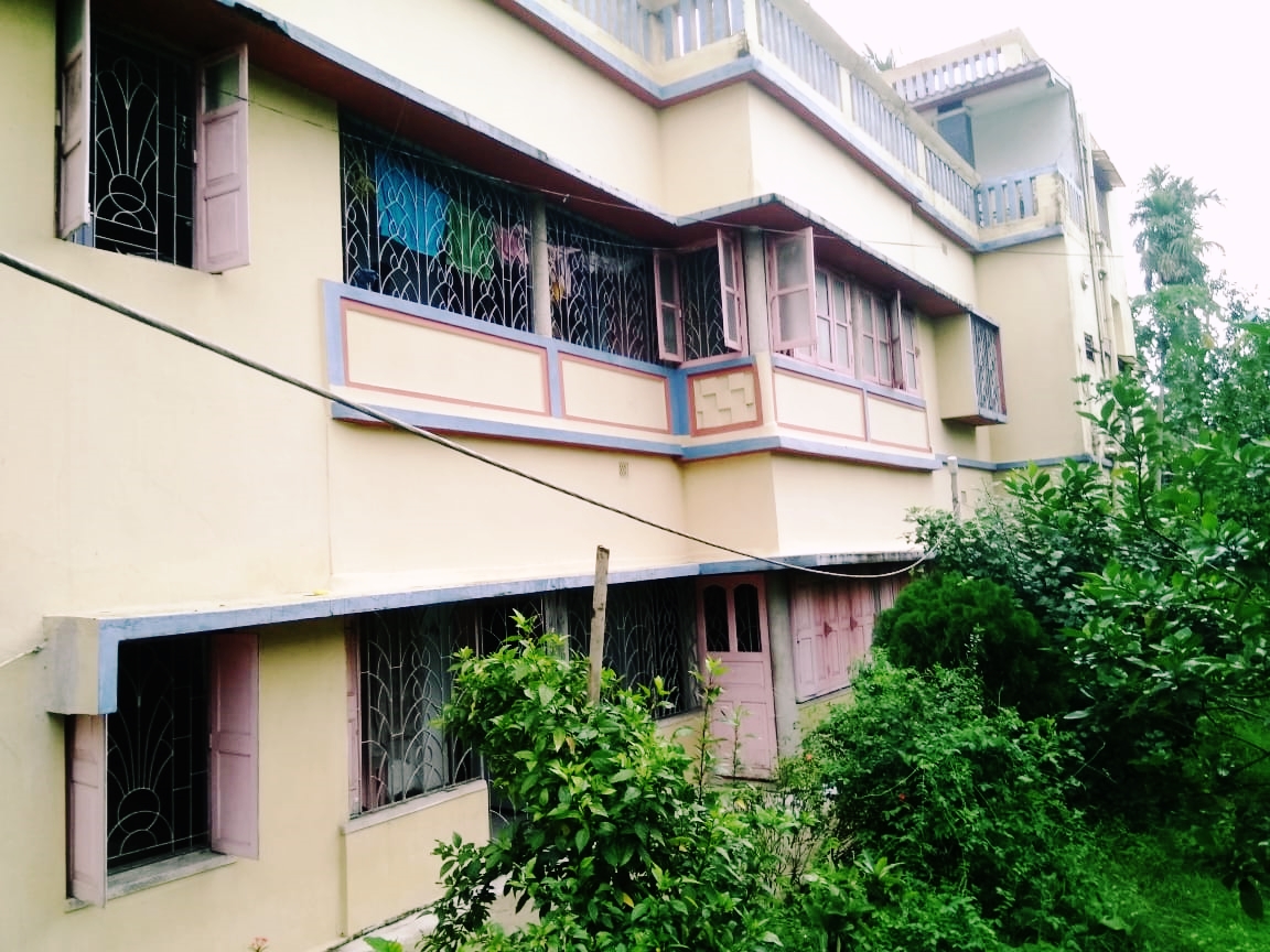 Resale 6 Bedroom 3485 Sq.Ft. Independent House in South Dum Dum Kolkata