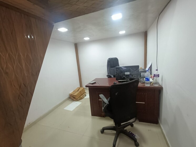 Team Area, rustomjee-eaze-zone-mall Commercial Office Space 174 Sq.Ft. In Malad West Mumbai 5770014